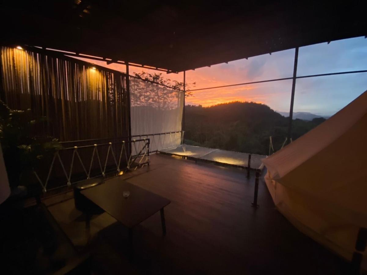 Hotel Tanoshi Glamping In Khao Sok Khao Sok National Park Exterior foto