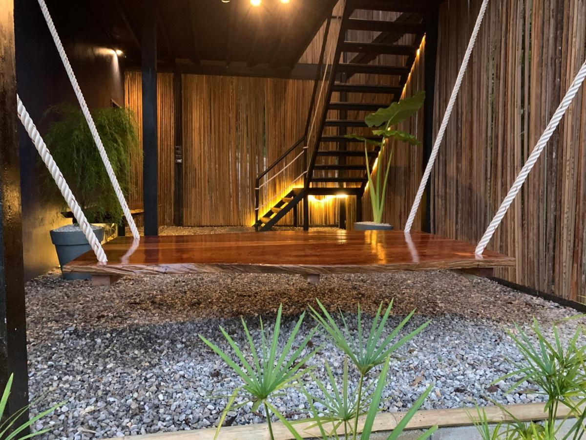Hotel Tanoshi Glamping In Khao Sok Khao Sok National Park Exterior foto