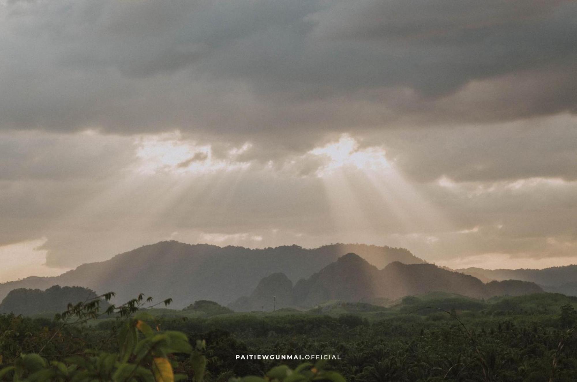 Hotel Tanoshi Glamping In Khao Sok Khao Sok National Park Exterior foto